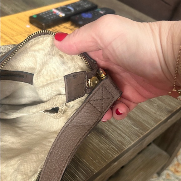 Authentic Gucci Beige and Brown Shoulder Bag with Red and Green Stripe - Picture 7 of 8